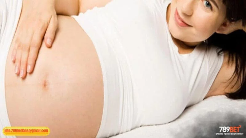 Mơ thấy có bầu rồi sinh con